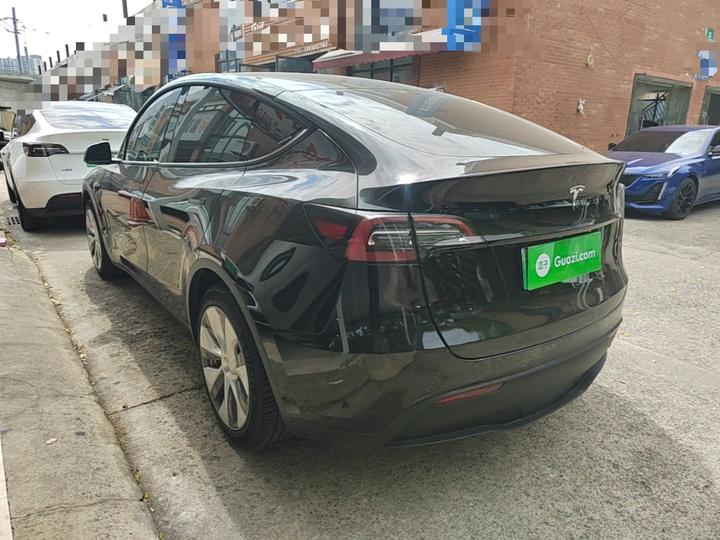 Model Y 2022 RWD photo 4