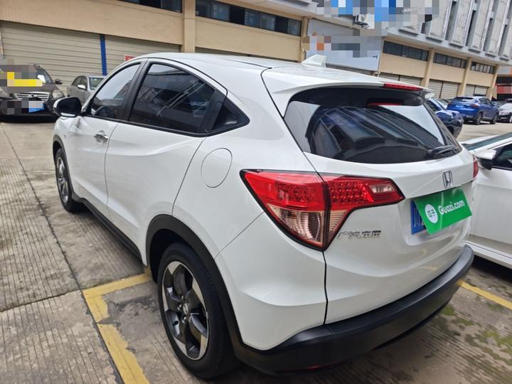 Vezel 2016 1.8L CVT RWD Pioneer photo 4