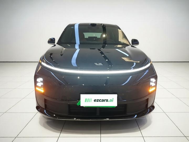 Li Auto L6 2025 Max Smart Refresh Edition photo 2
