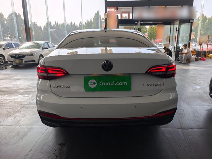 Lavida 2023 1.5L AT photo 5