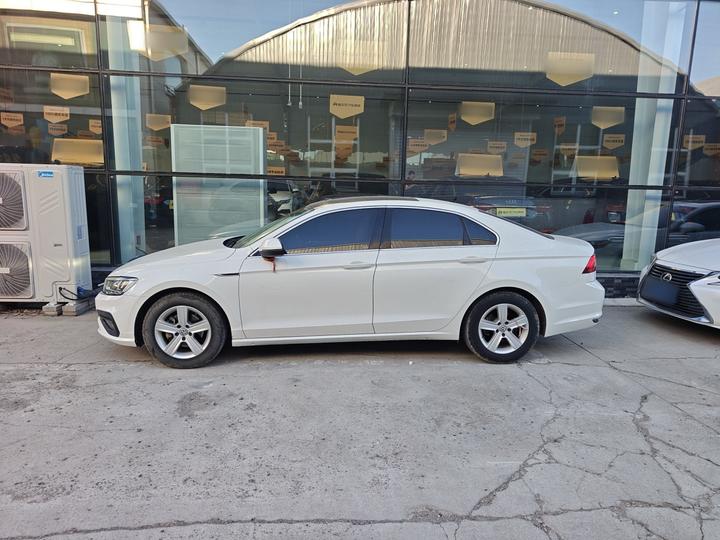 Lamando 2019 230TSI DSG China V photo 4