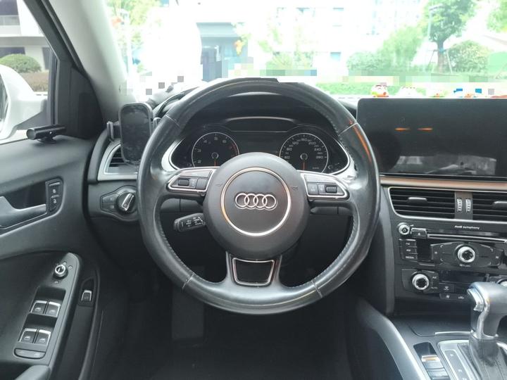 A4L 2016 35 TFSI Collection AT Standard photo 3