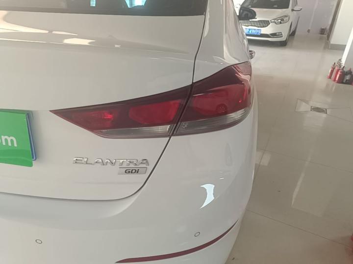 Elantra 2016 1.6L AT Smart Elite photo 7