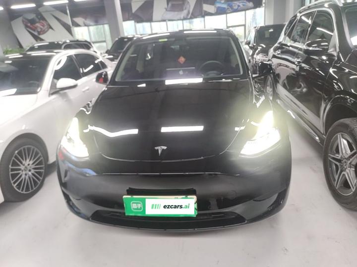 Model Y 2022 RWD photo 2