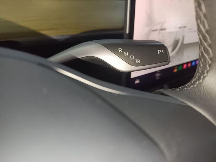 Model Y 2022 RWD photo 5