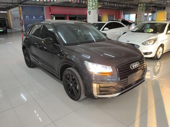 Q2L 2021 35 TFSI Progressive Dynamic photo 3