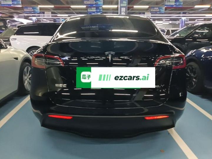 Model Y 2022 Facelift RWD photo 3