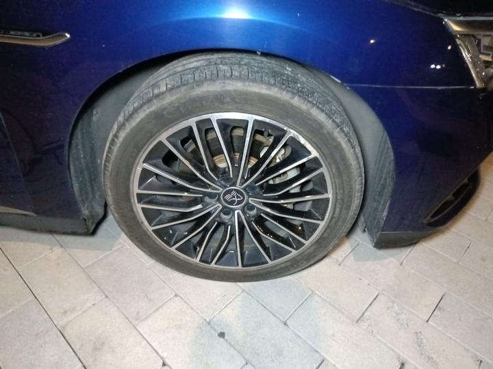 Han 2022 DM-i 121KM Premium photo 8
