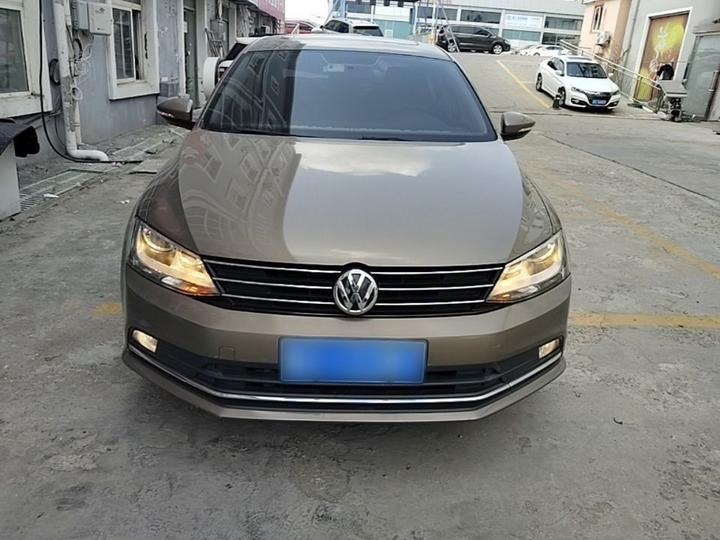 Sagitar 2015 1.6L AT Comfort photo 2
