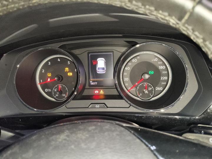 Tiguan L 2018 330TSI AT RWD Comfort photo 4