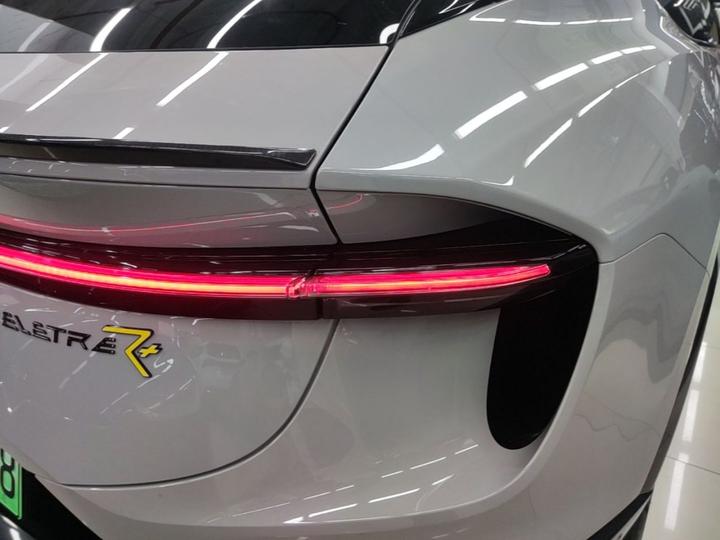 Lotus 2023 ELETRE R+ photo 7
