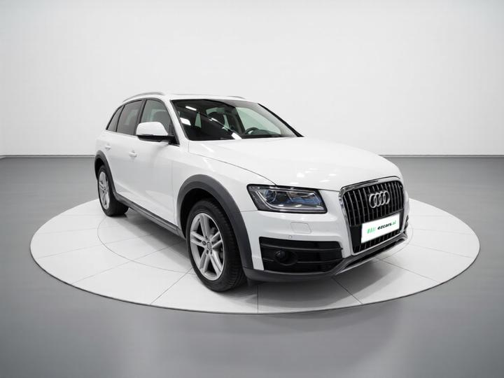 Q5 2017 Plus 40 TFSI Tech photo 3