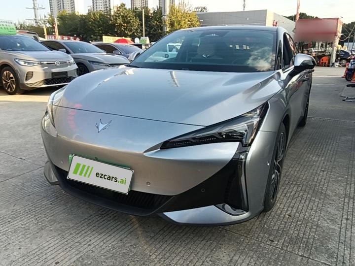 ARCFOX Alfa Romeo S5 2025 668MAX 200kW