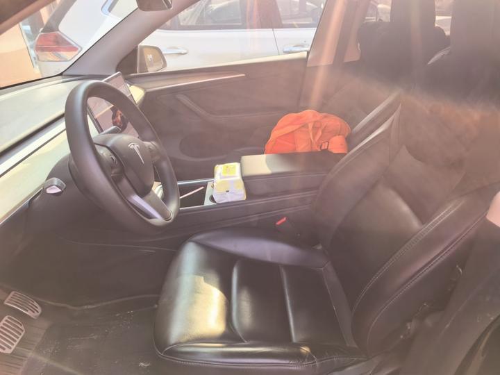 Model Y 2022 Facelift RWD photo 7