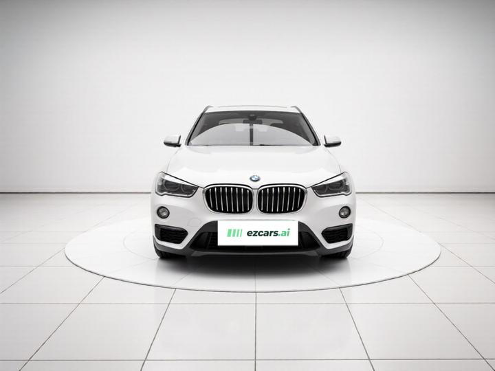 X1 2016 sDrive18Li Exclusive photo 2