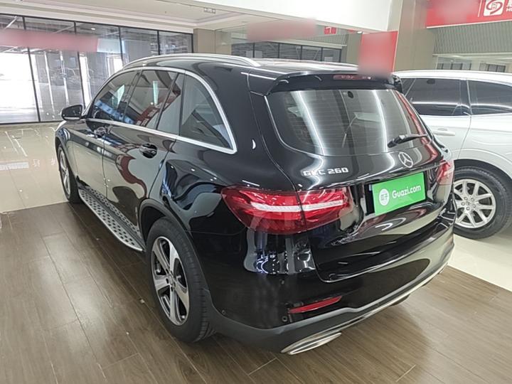 GLC 2017 GLC 260 4MATIC Luxury photo 4
