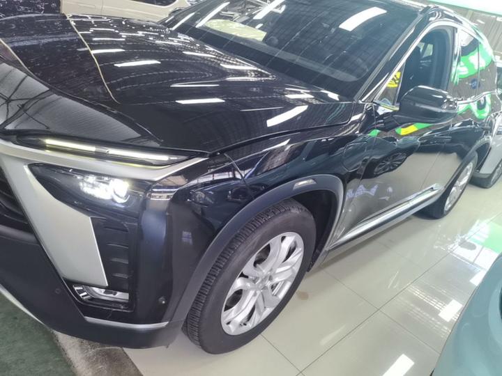 ES8 2020 580KM 6-Seater