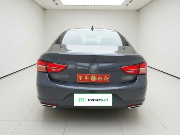 Verano 2015 Sedan 20T DCT Leading photo 3