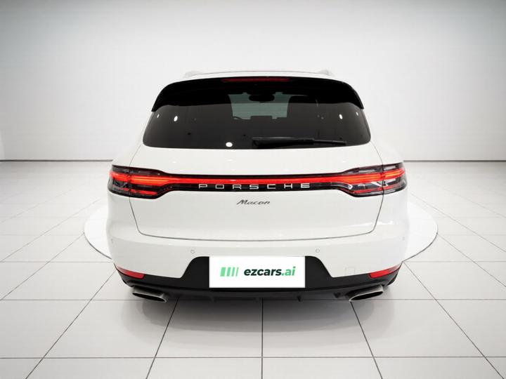2018 Macan 2.0T photo 3