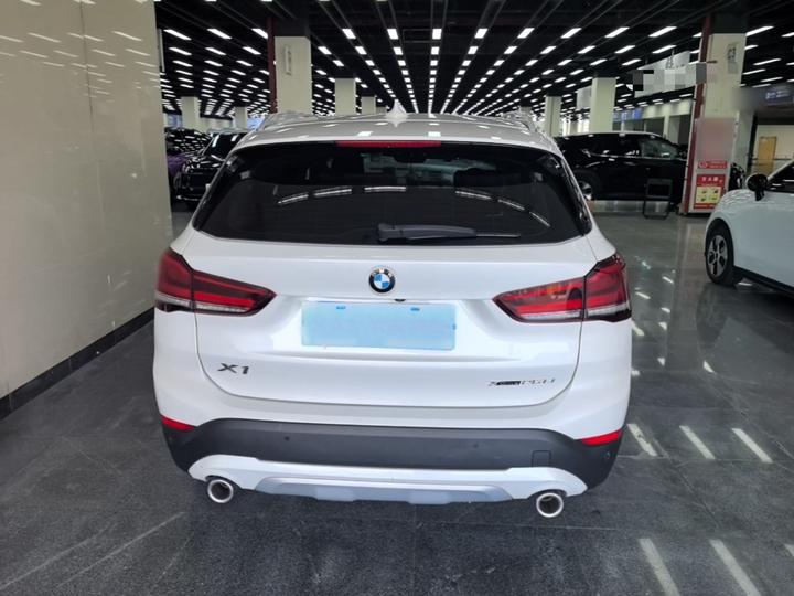 X1 2020 xDrive25Li Exclusive photo 3