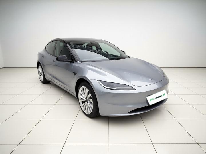 Model 3 2023 RWD photo 3