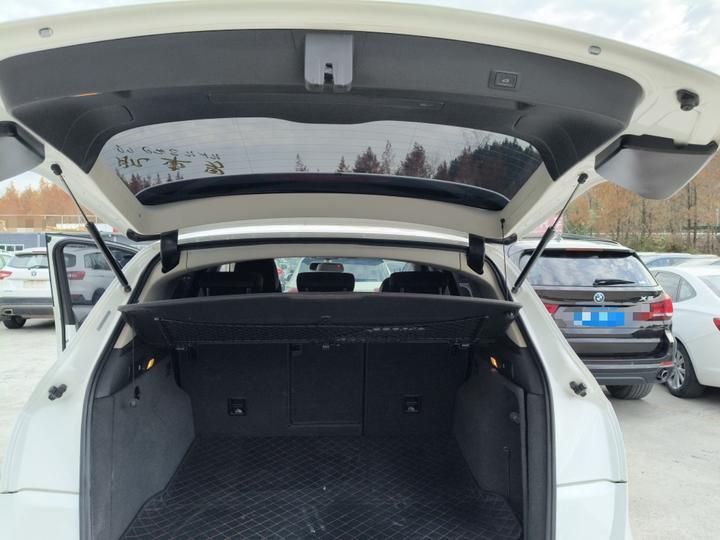 Q5 2017 Plus 40 TFSI Tech photo 8