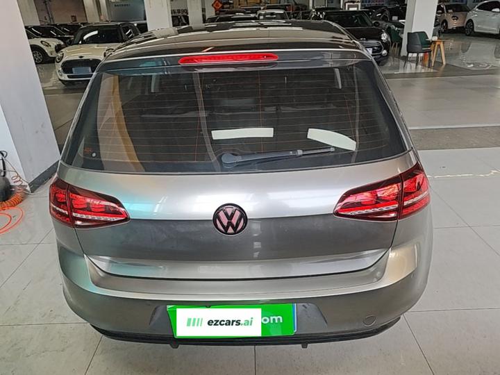 Golf 2017 230TSI AT Comfort Anniversary Edition photo 5