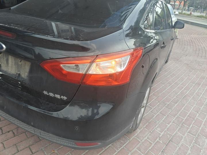 Focus 2012 Sedan 1.6L AT photo 7