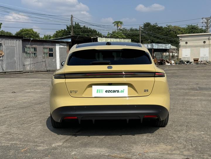 ET5T 2024 75kWh Touring photo 2