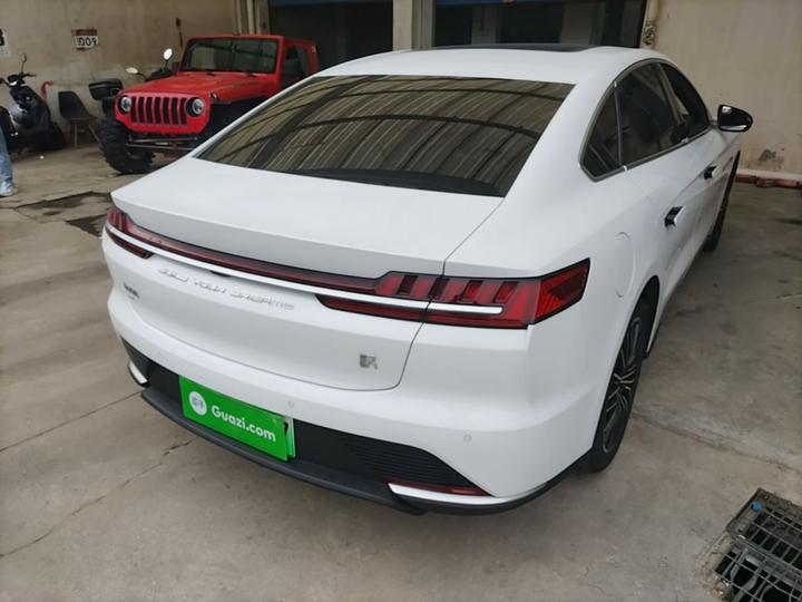 Han 2021 EV Standard Range Luxury photo 6