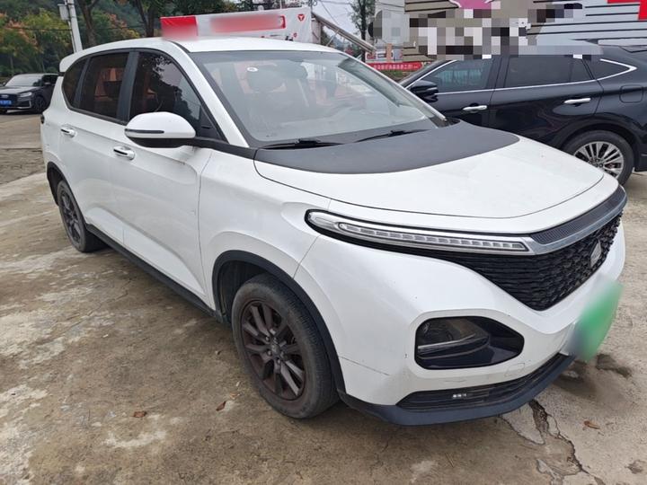 RM-5 2019 1.5L MT 24 Elite 5-Seater photo 3