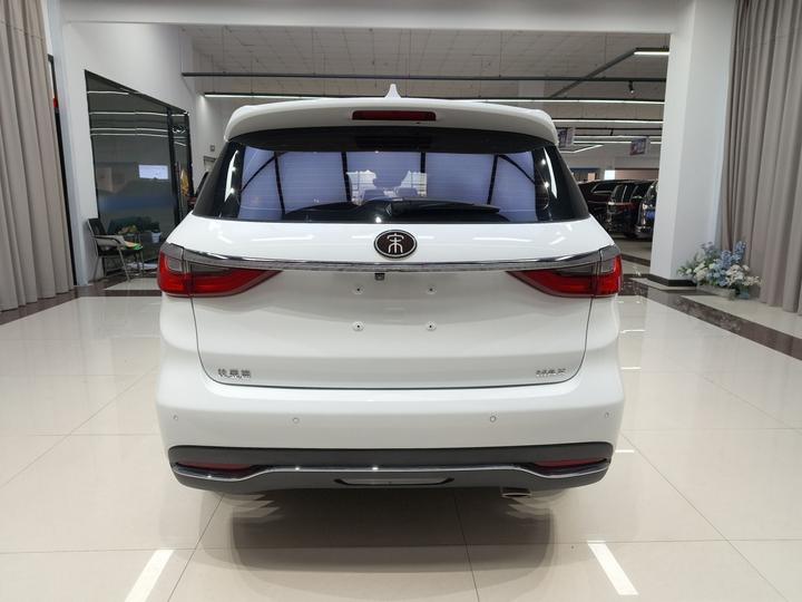 Song MAX 2019 1.5T AT Connected 6-Seater China VI photo 3