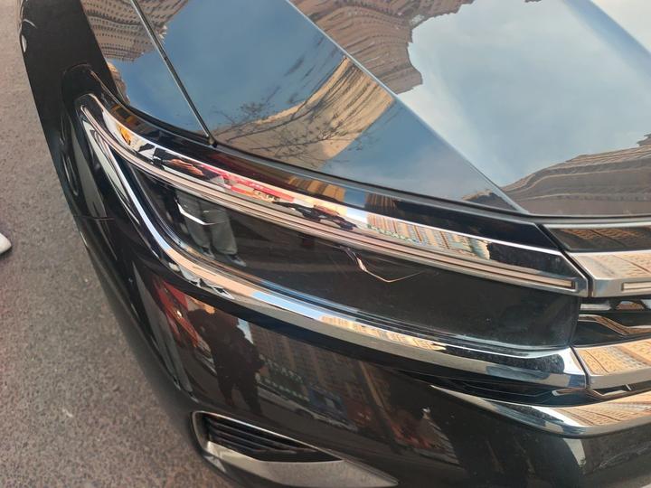 2024 380TSI AWD Luxury Pro 6-Seater photo 7