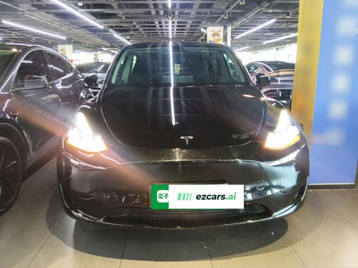 Model Y 2023 RWD photo 2