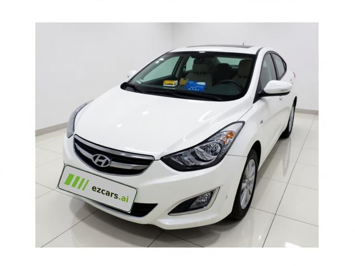Elantra 2015 1.6L AT Fashion