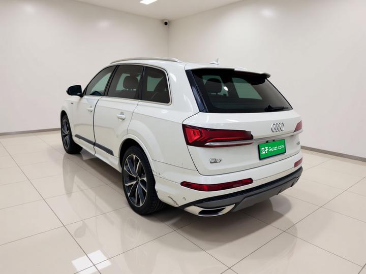 Q7 2021 55 TFSI quattro S line Sport photo 4