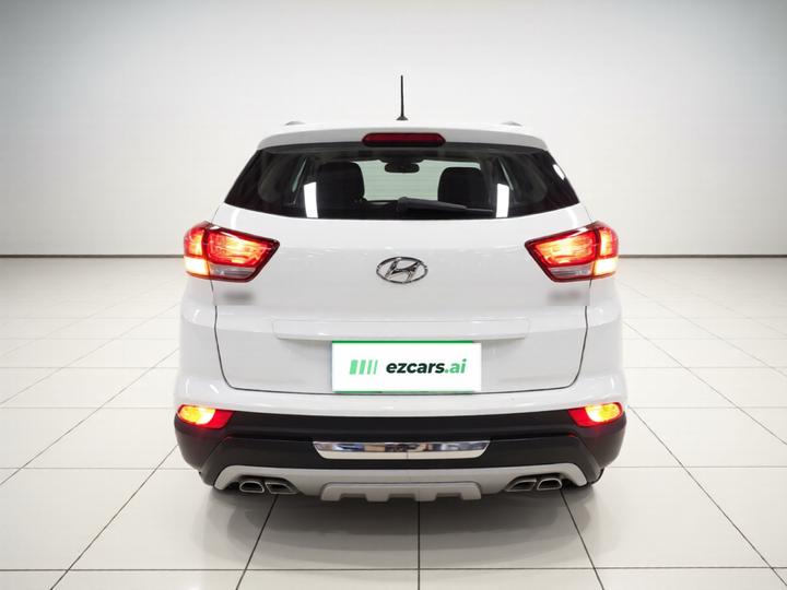 ix25 2017 1.6L AT Smart photo 3