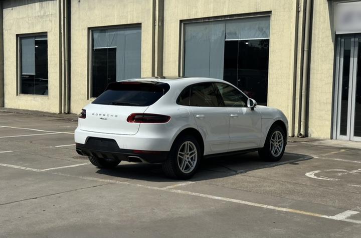 2014 Macan 2.0T photo 7