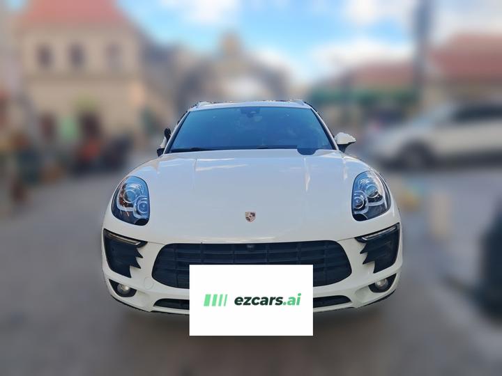 2017 Macan 2.0T photo 2