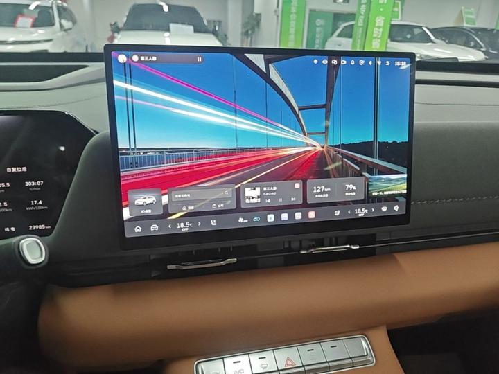 MAX 2025 Hi4 165 Ultra ADAS photo 8