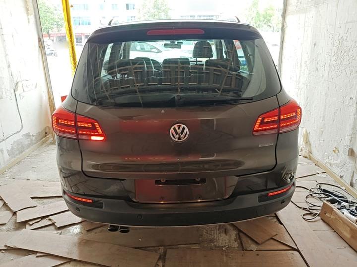 Tiguan 2015 1.8TSI AT AWD Luxury photo 5