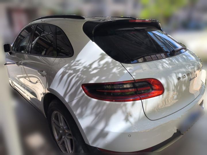 2017 Macan 2.0T photo 4