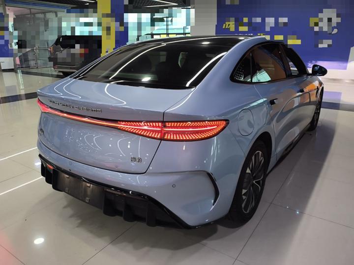 Seal 2022 550km Standard Range RWD Premium photo 6