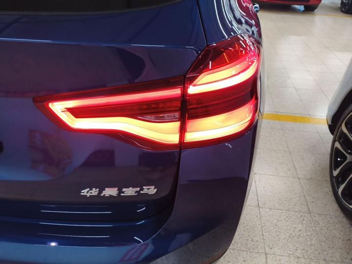 iX3 2021 Facelift photo 7