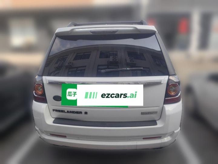 Freelander 2 2015 2.0T Si4 HSE Luxury Collection photo 5