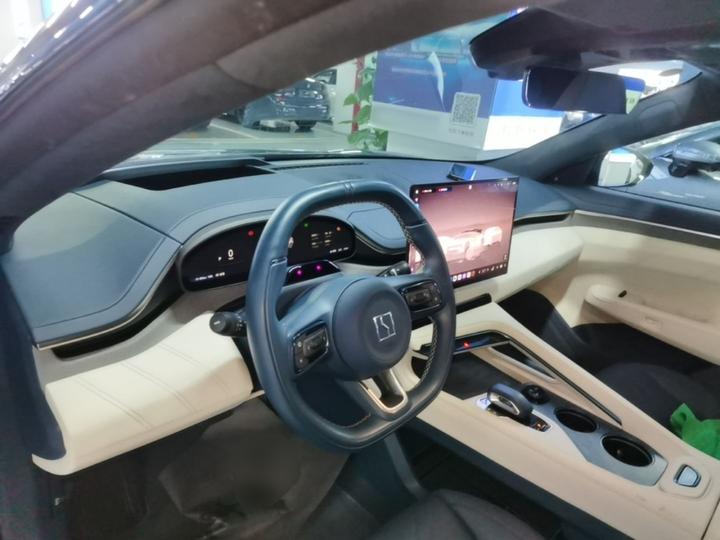 001 2024 YOU 100kWh AWD photo 5