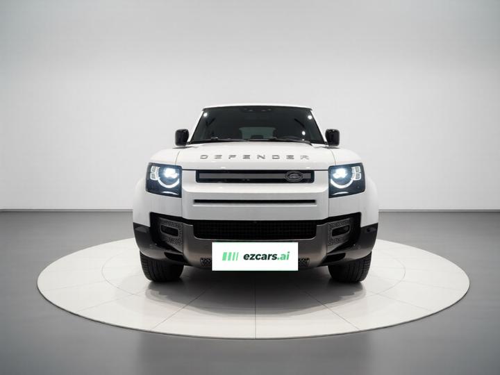 Defender 2024 110 3.0T P400 X-DYNAMIC HSE photo 2