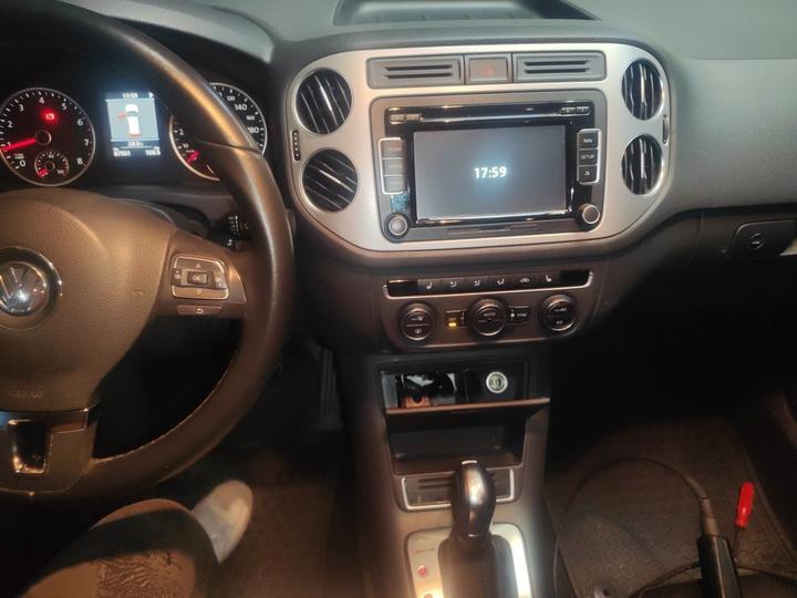 Tiguan 2013 1.8TSI AT AWD Luxury photo 5