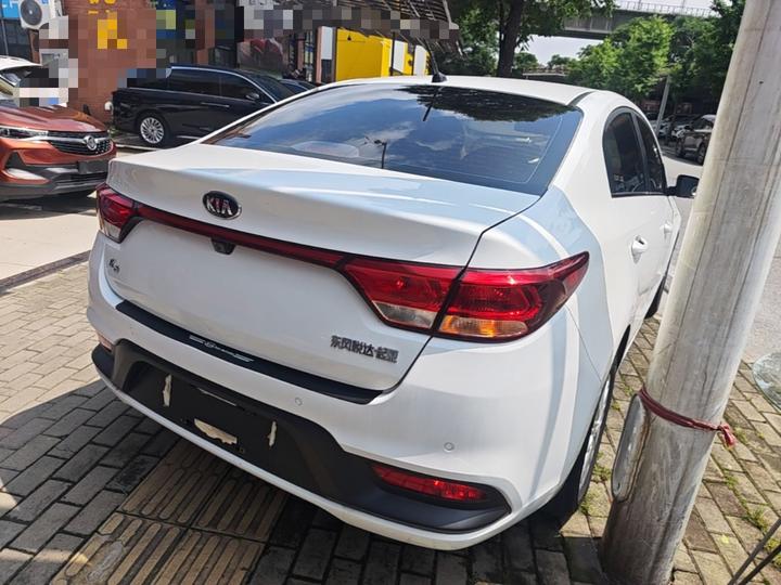 K2 2017 Sedan 1.4L AT GLS photo 4