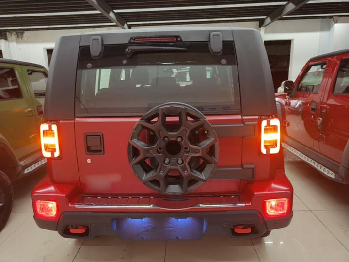 BJ40 2024 2.0D Honor photo 3